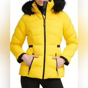 Guess Women's Faux Fur Trim Hooded Puffer Jacket